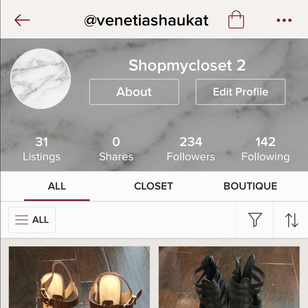 Shop a lot more on my friend’s poshmark!